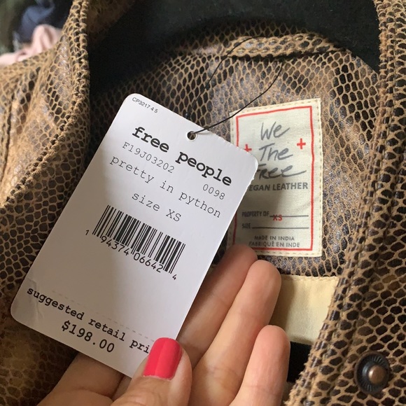 Brand new we the free jacket - Picture 3 of 5